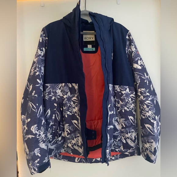 Roxy Ski Jacket - Picture 4 of 13